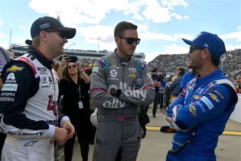 Hendrick Motorsports drivers reveal exciting Thanksgiving plans | Hendrick Motorsports