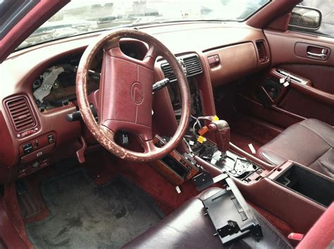 Junkyard find.. 90 Ls 400 with rare color interior - ClubLexus - Lexus Forum Discussion