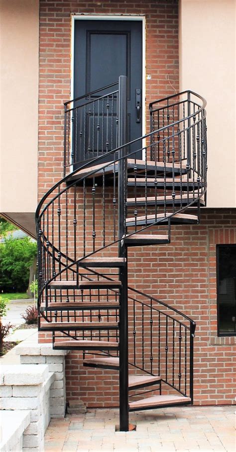 Durable Outdoor Spiral Stairs with Concrete Treads & Helix Rail