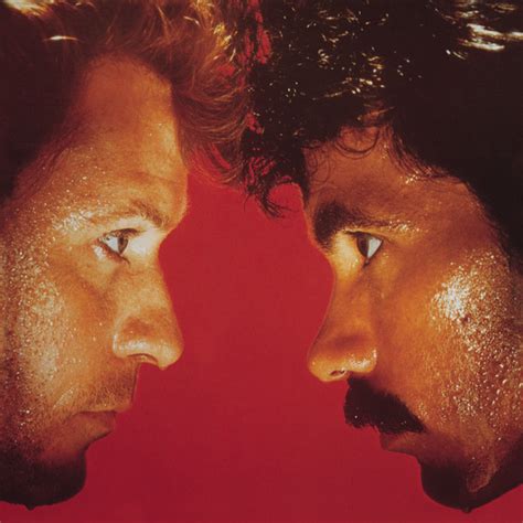 Daryl Hall & John Oates: top songs · discography · lyrics