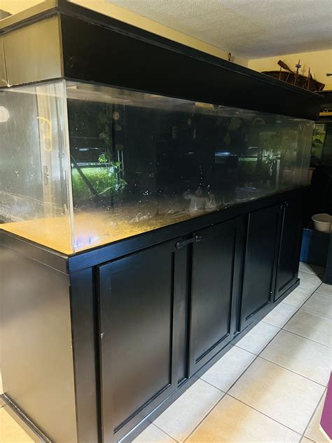 Fish Tank Aquarium 300 Gallon Acrylic for Sale in Orange, CA - OfferUp