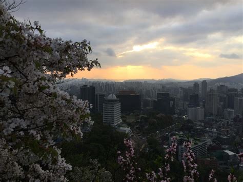 Hiking in Seoul: Namsan - 4corners7seas