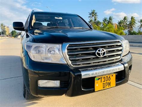 TOYOTA LAND CRUISER VX V8 | Price On GariPesa