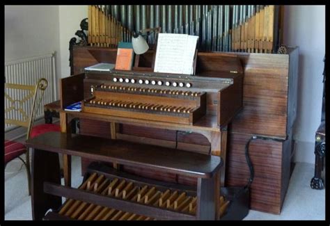 Small pipe organ needs a new home - Viscount Organs