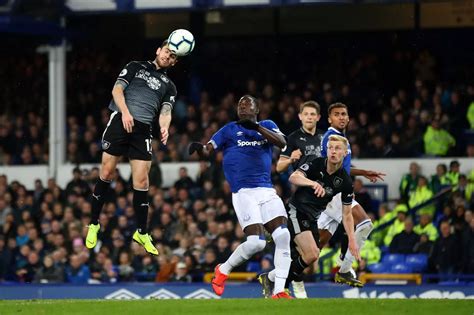 In-game pictures from Everton vs Burnley - LancsLive