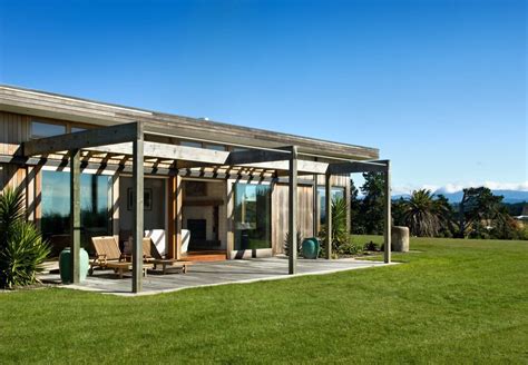 Pergoda, Deck, Modern Home in Nelson, New Zealand