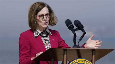 Why Oregon Gov. Kate Brown commuted all death sentences in the state : NPR