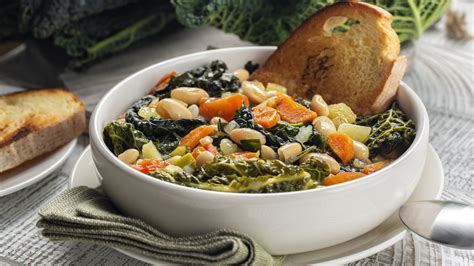 Turn Stale Bread Into A Deliciously Hearty Soup