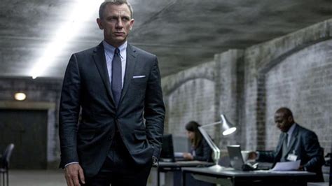 Sam Mendes To Return To Direct Sequel To Skyfall