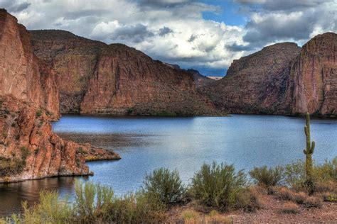 Canyon Lake, Arizona by Rmb Images / Photography By Robert Bowman