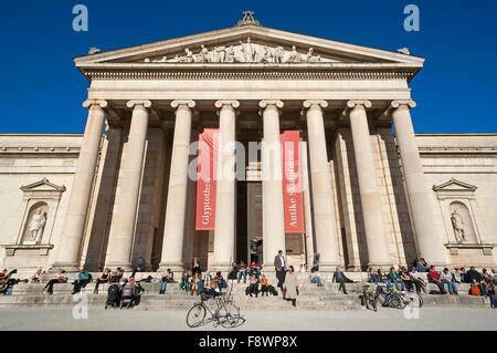 Glyptothek, architecture by Leo von Klenze, Munich, Bavaria, Upper Bavaria, Germany Stock Photo ...