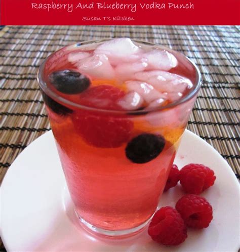 Raspberry and Blueberry Vodka Punch! Vodka Punch, Blueberry Vodka ...