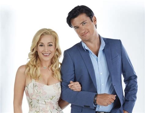 Kellie Pickler on Returning to Hallmark for 'Wedding at Graceland'