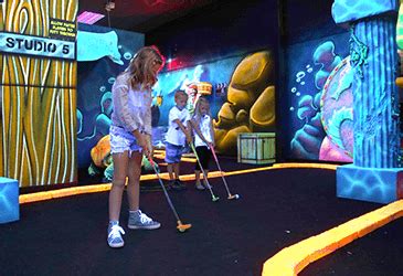 Indoor Mini Golf Near Me | All Star Bowling & Entertainment