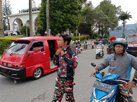 Tidak Terima Aksi Arogan Oknum Gank MOGE, Laskar Merah Putih Bukittinggi Jaga Pintu Keluar Kota ...