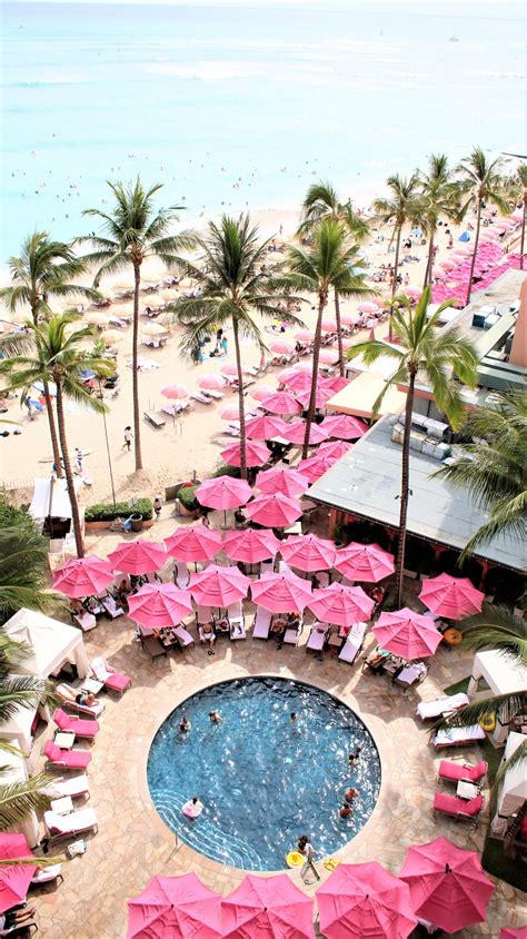 Checking In: The Royal Hawaiian Hotel - Eatlivetraveldrink