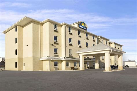 Days Inn Moose Jaw, SK - See Discounts