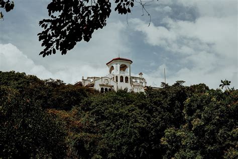 The Villalon Mansion in Cebu | Duo Lens Project