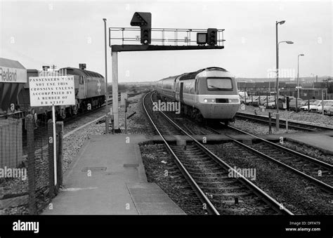 Inter City 125 High Speed Train at Bristol Parkway station, UK 1987 Stock Photo - Alamy