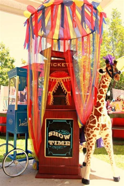 Diy Carnival Themed Decorations - 25 Tutorials for a DIY Carnival | Big ...