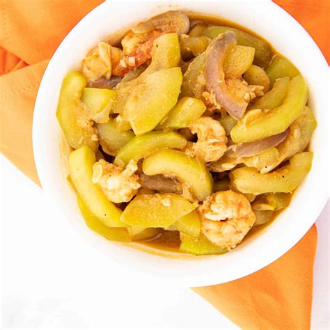 Ginisang Upo (Sautéed Opo Squash with Shrimp) - Seaside Recipes