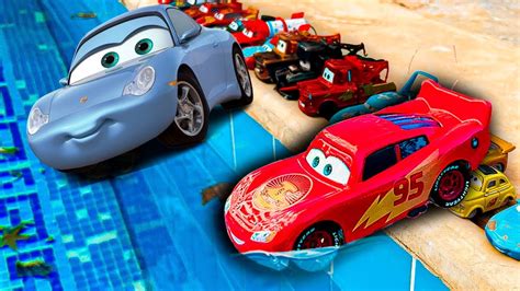 Lightning mcqueen crash toy - YouTube