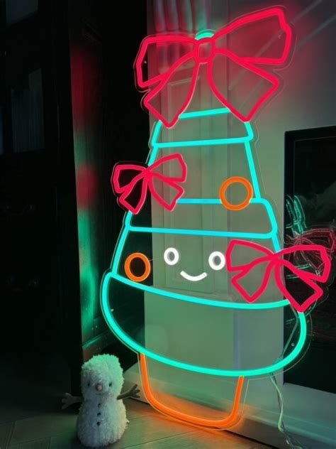 Decorated Christmas Tree Neon Light | Echo Neon