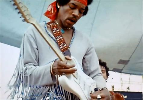 The Star Spangled Banner - Jimi Hendrix, Woodstock 1969: A Performance Art | by Wisnu! | Medium