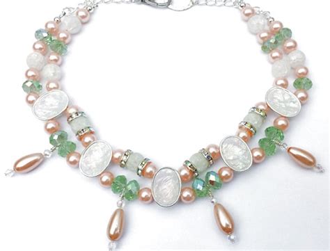 Opal Look Green and Peach Choker Necklace | Christina Clendenin Tate | Flickr