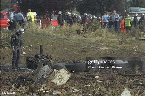 504 Concorde Crash Stock Photos, High-Res Pictures, and Images - Getty ...