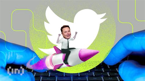 Elon Musk Pushes for Twitter Payments: Dogecoin (DOGE) Reacts