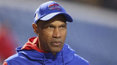 Bills DC Leslie Frazier to take year off from coaching