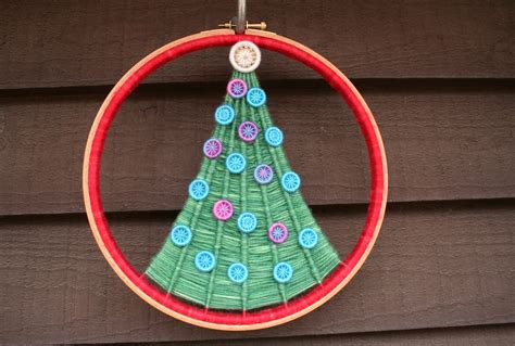 Dorset Button Christmas Tree – SOLD OUT Course - Weald & Downland ...