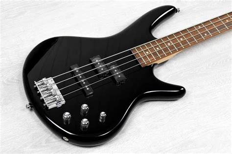 Bajo Eléctrico Ibanez 4 Cdas Activo Negro Gsr200 Bk | Envío gratis