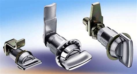 Southco Introduces New Offerings to its Versatile Vise Action(TM) Compression Latch Series