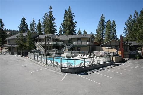 Located within a 6-minute walk of Big Bear Marina, Fireside Lodge in ...