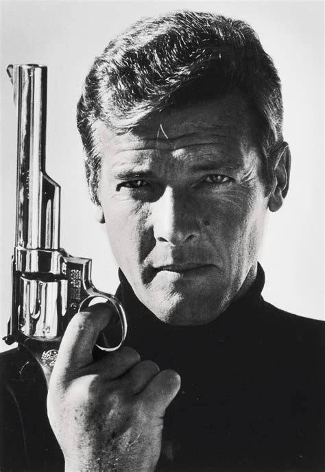 TERRY O'NEILL | SIR ROGER MOORE AS JAMES BOND, 1973 | Made in Britain ...