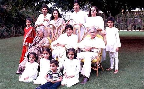 SEE: Amitabh and Abhishek Bachchan share cute family photos - India Today