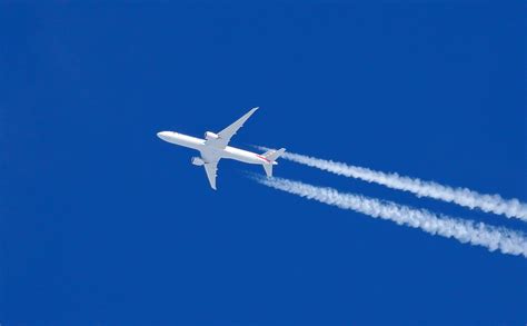 American Airlines B777, N730AN | N730AN cruising at 32000 fe… | Flickr