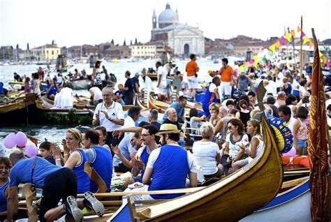 Venice celebrates Festa del Redentore - Arabianbusiness