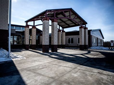 Johnstown opens new high school