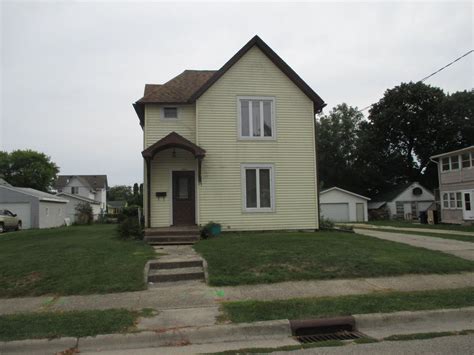 Janesville, WI Real Estate - Janesville Homes for Sale | realtor.com®