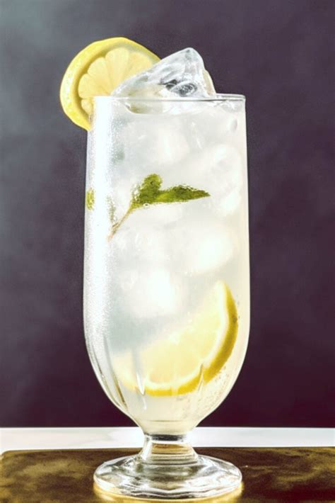 St-Germain Spritz Recipe | Mix That Drink