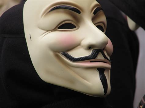 File:Guy Fawkes Mask.jpg - Wikimedia Commons