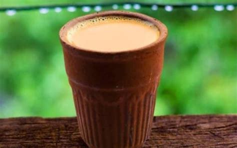 Enjoy Kulhad Tea At Chai Ki Chuski | WhatsHot Kolkata