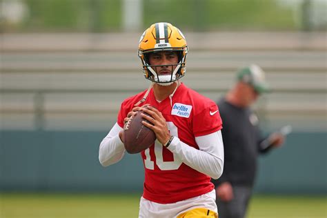 Packers practice news and notes, 7/31: Jordan Love throws 60-yard TD ...