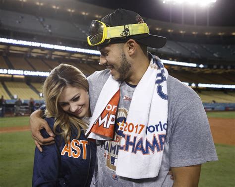 Astros' Carlos Correa makes a post-World Series win proposal - Chicago Tribune