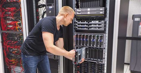 Server Rack là gì? Server Rack loại nào tốt nhất?