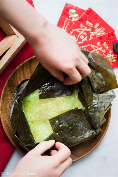 Vietnamese Square Sticky Rice Cake (Banh Chung) - Delightful Plate