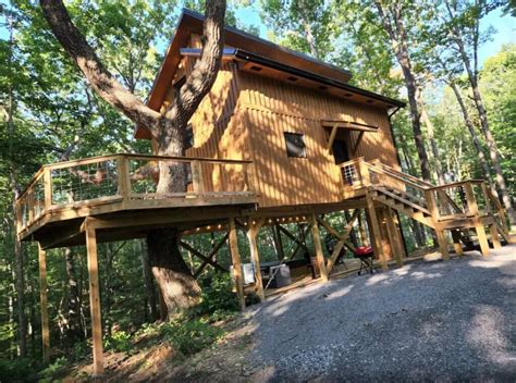 12 Tennessee Treehouse Rentals that Will Blow Your Mind for a Getaway